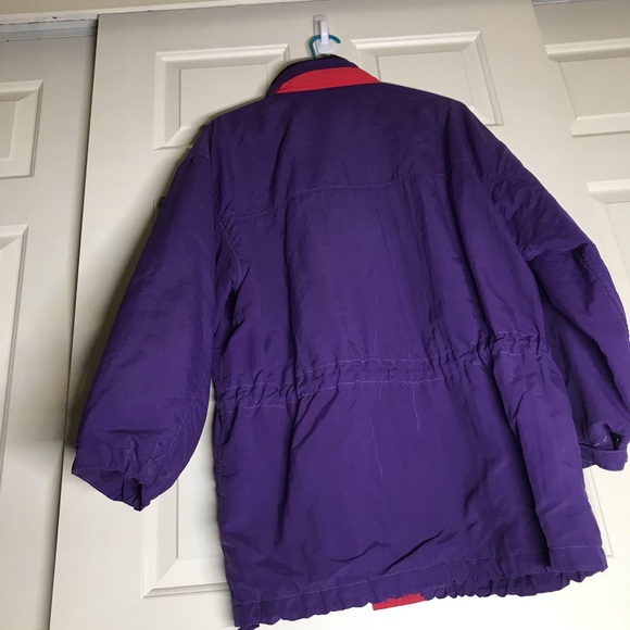 Eddie Bauer women’s winter jacket (purple/red) - Picture 4 of 9